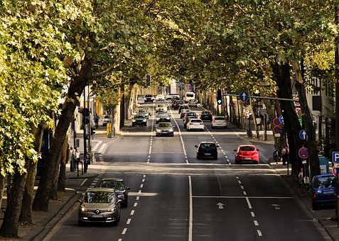 Come sapere a chi appartiene un'auto